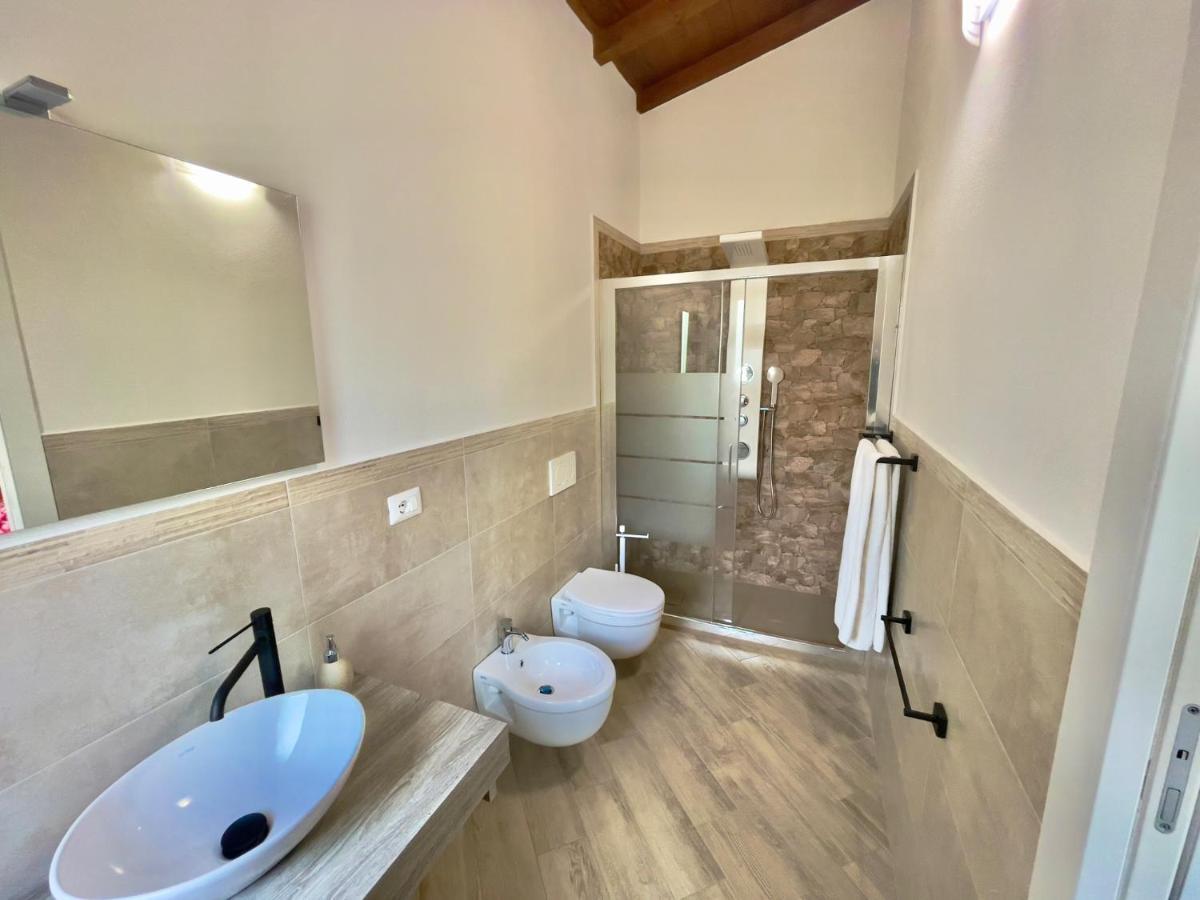 카스티아다스 Domu Virginia B&B 외부 사진