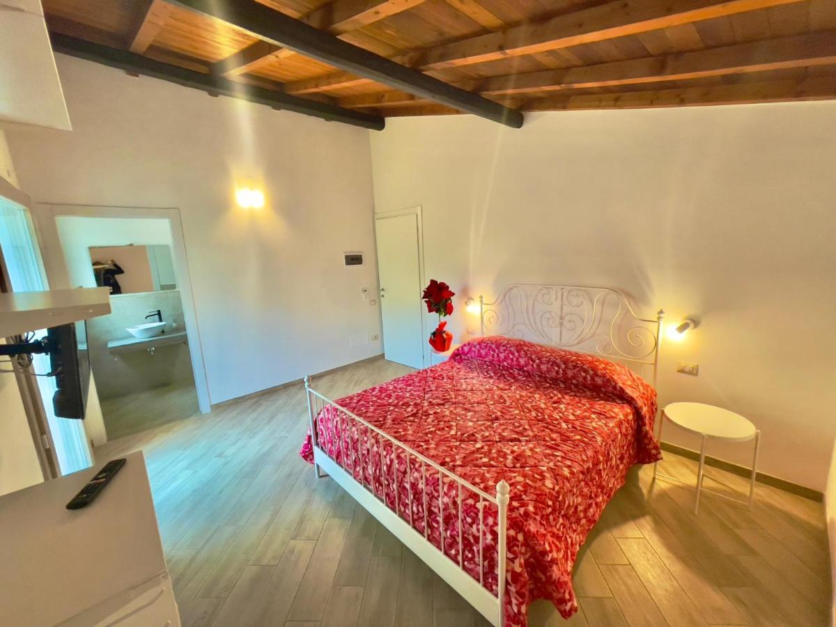 카스티아다스 Domu Virginia B&B 외부 사진